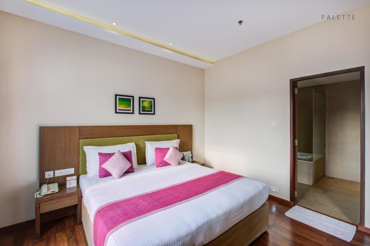 Jk Residency Kelakam Hotel Exterior photo