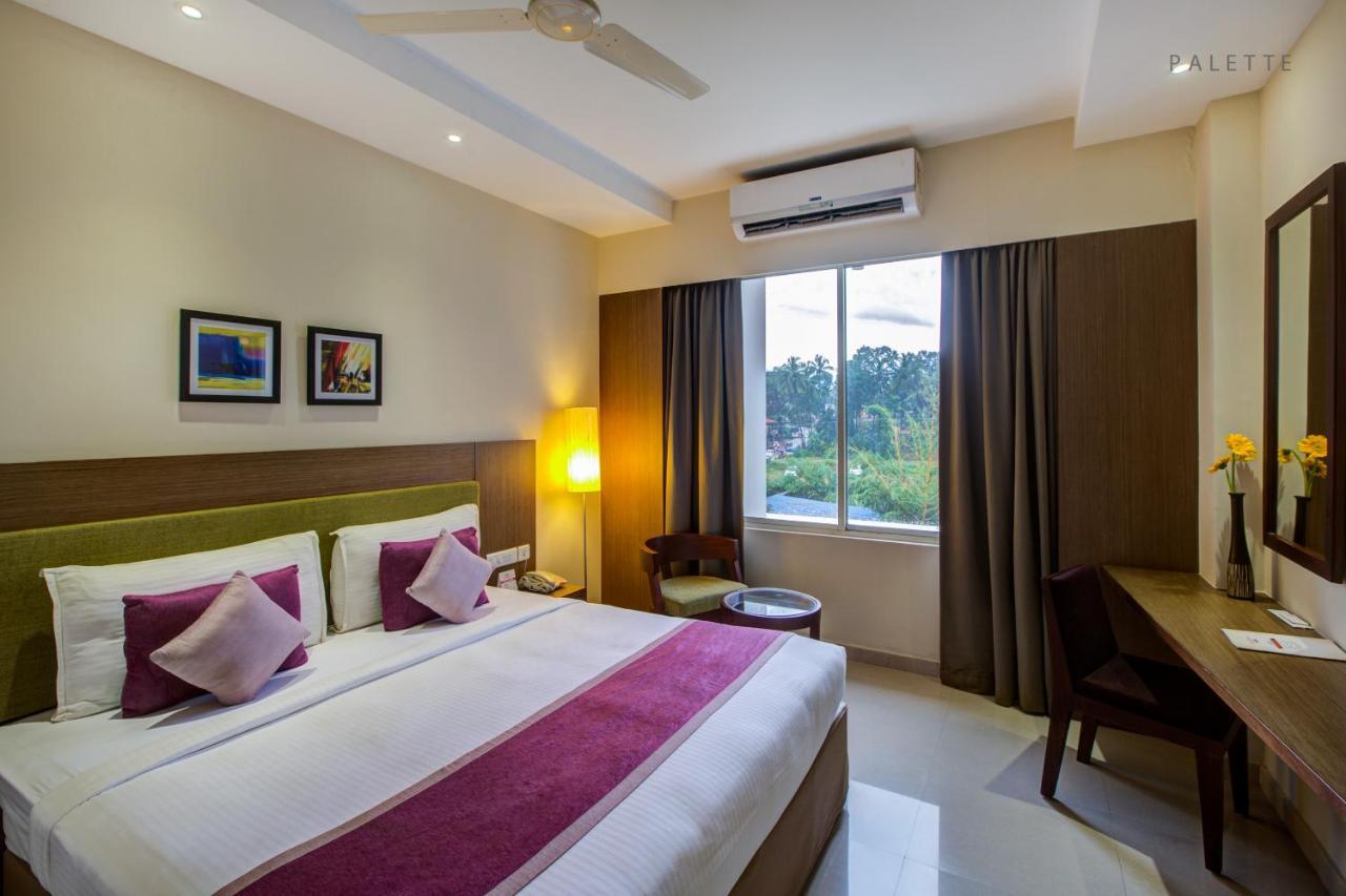 Jk Residency Kelakam Hotel Exterior photo
