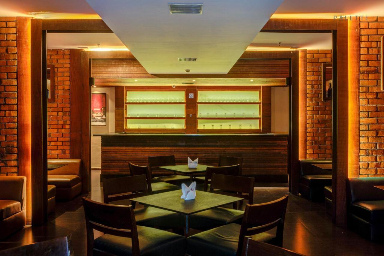 Jk Residency Kelakam Hotel Exterior photo